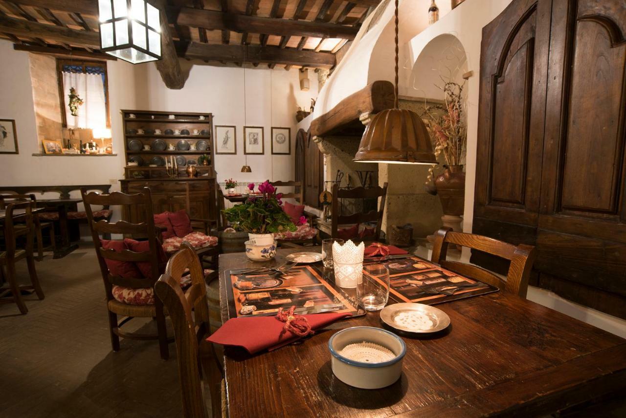 Castello Di Proceno Albergo Diffuso In Dimora D'Epoca Exterior photo