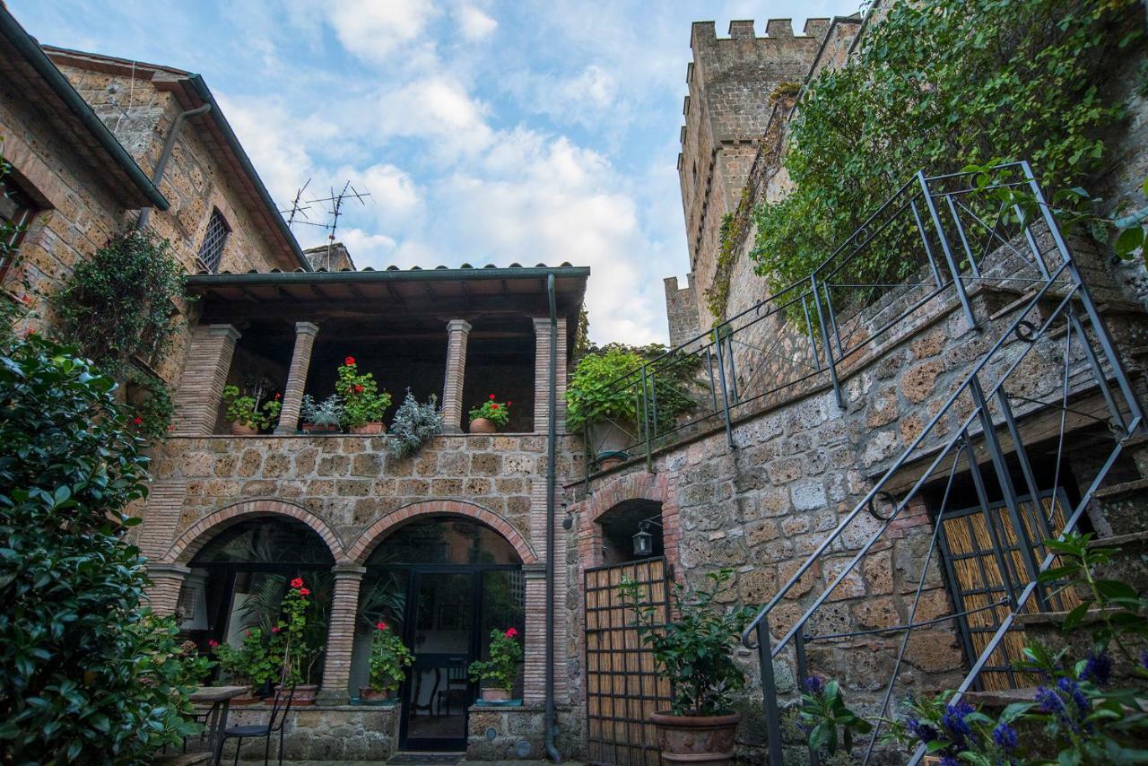 Castello Di Proceno Albergo Diffuso In Dimora D'Epoca Exterior photo